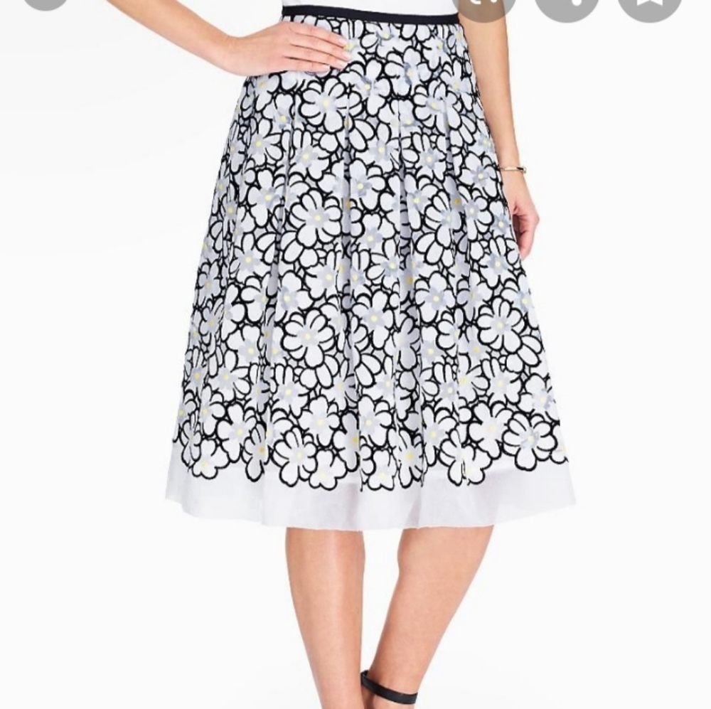 Talbots daisy skirt 12